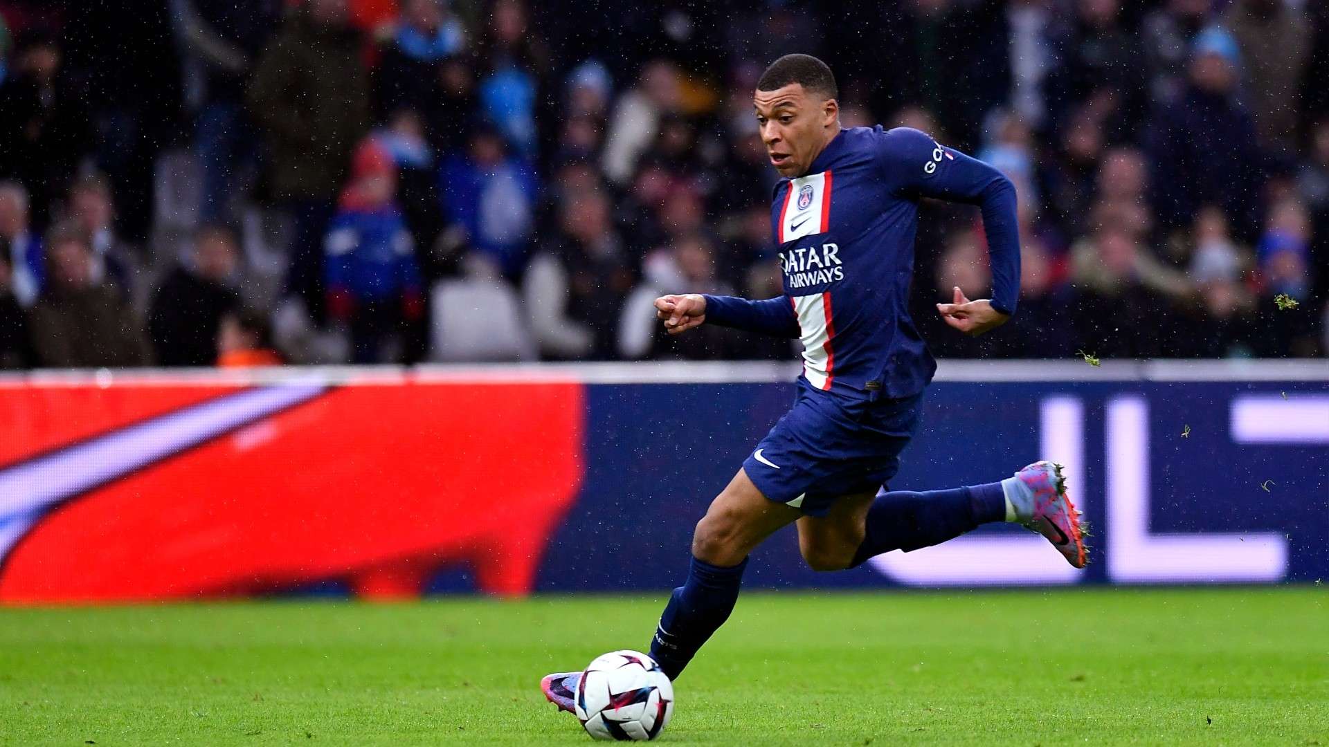 众生活的一 众生活的一